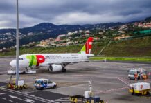 Avion de Tap Air Portugal à Madère