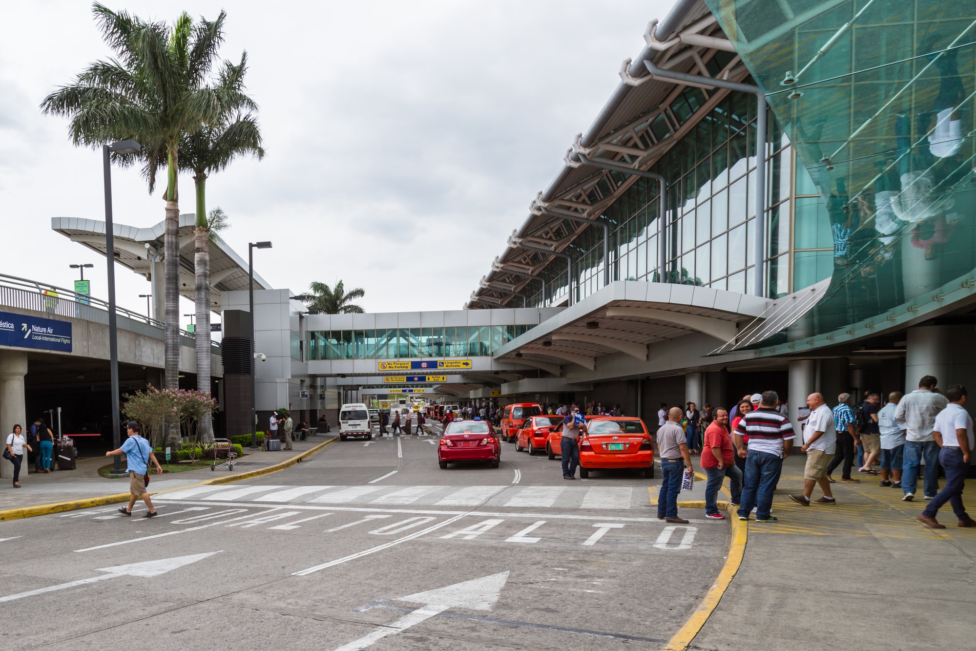 Aéroport international Juan Santamaria. (Photo: https://www.costaricarios.com/)