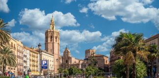 Valence, Espagne. Image par ebroslu de Pixabay